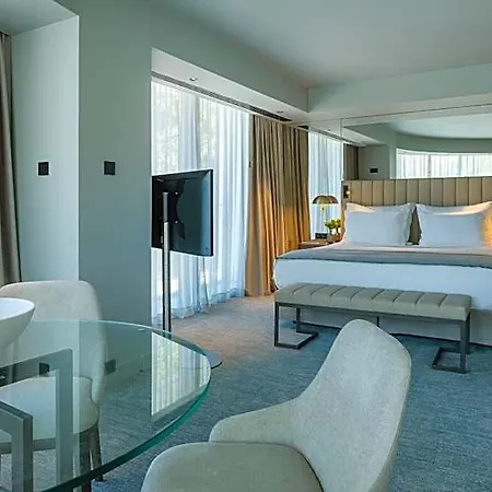 Altis Hotel, A Member Of Preferred & Resorts- Lvx Hotel